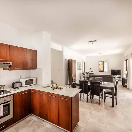 Βίλα Michael Coral *