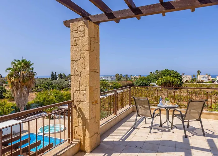 Michael Coral * Pegeia