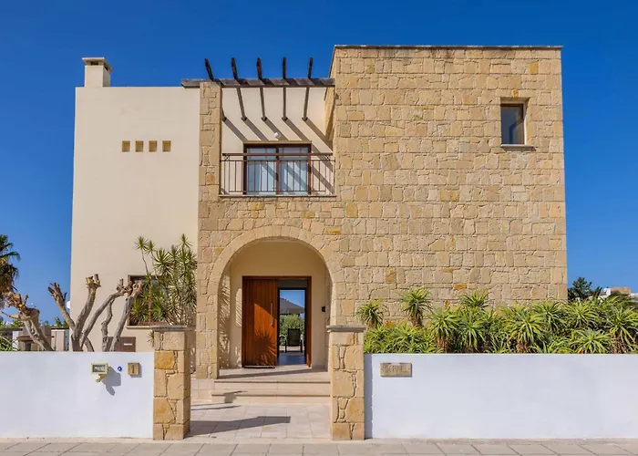 Vila Michael Coral Pegeia